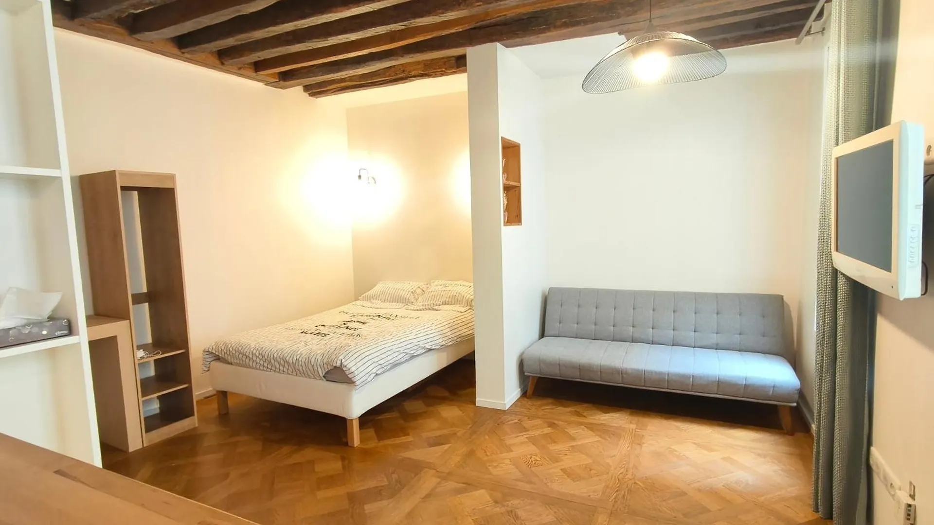 Immersion Parisienne, Appartement Au Centre Paris